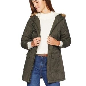 Levi’s Strauss & Co. Women’s Army Military Green Shearling Jacket Size Medium